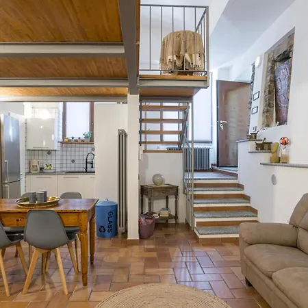 Apartamento Stone Loft Albavilla