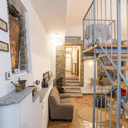 Lejlighed Stone Loft Albavilla